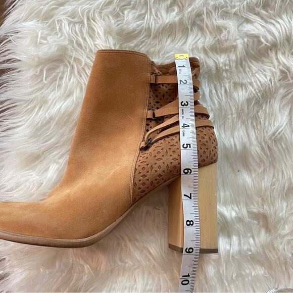 Anthropologie | Miss Albright Cottage Laser Cut Lace Ankle Booties Boots Brown 9 - Picture 10 of 12